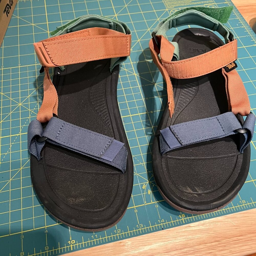 Teva men's sandals, Size 10, worn once, with box